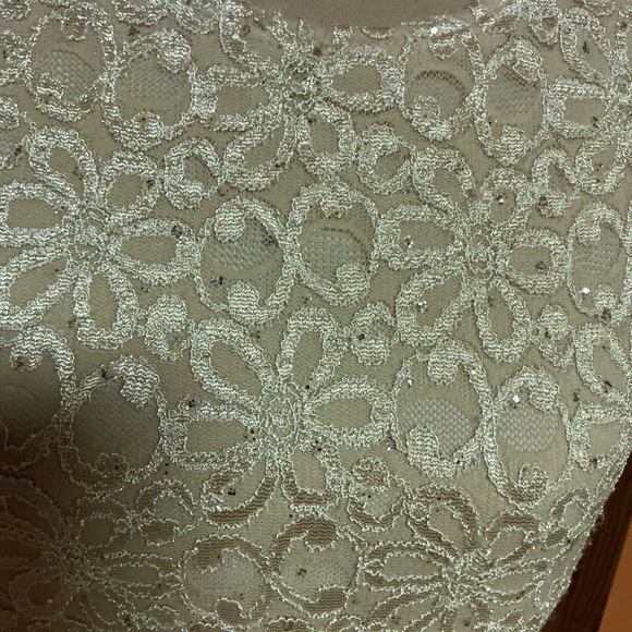 Vtg Y2K Lace Tank Top Medium Cream Sparkly Sleeveless Sheer Floral Overlay USA - Picture 8 of 11